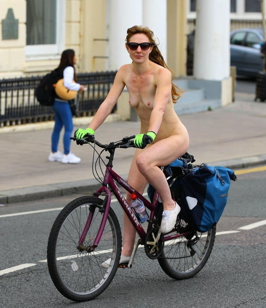 25P Public Nudity Pics (Beaches &amp; Flashing) - Gallery #1
