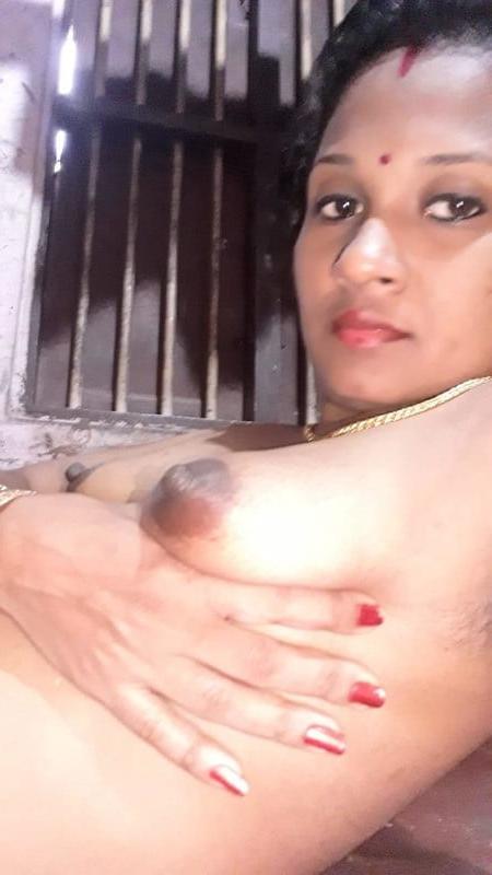 10P Tamil thick nipples aunty