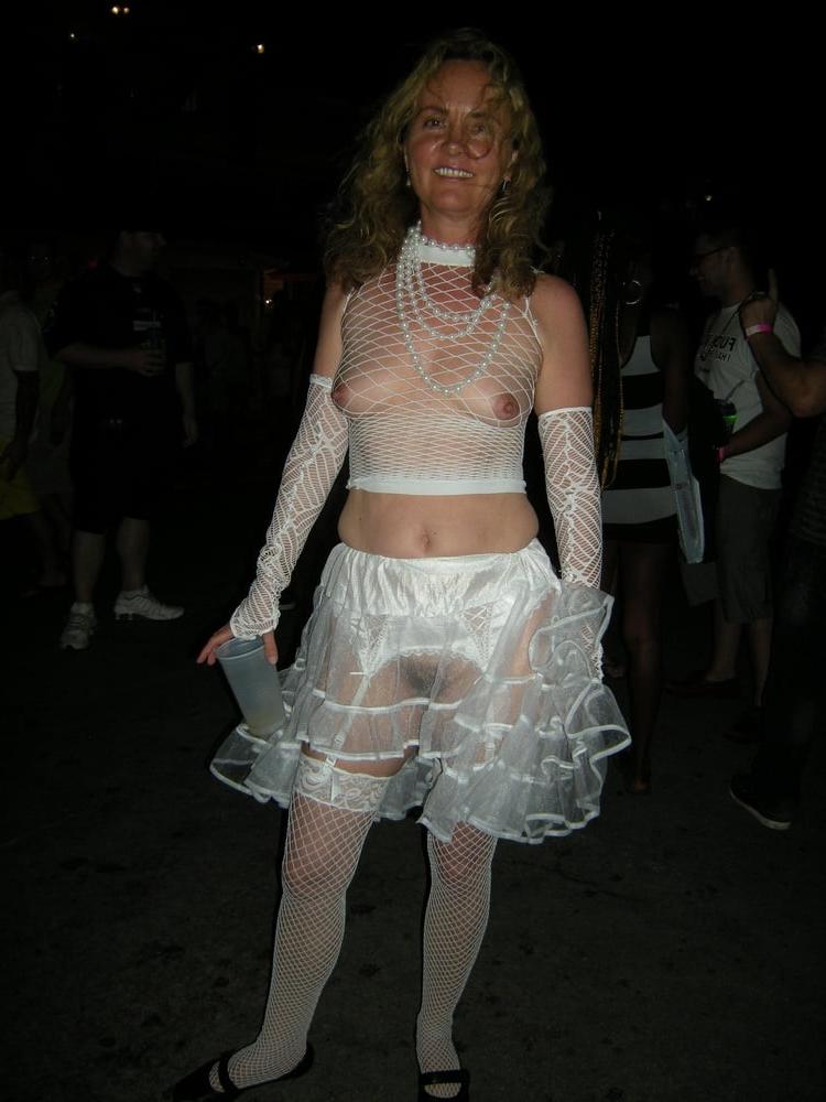 22P Flashing Outside