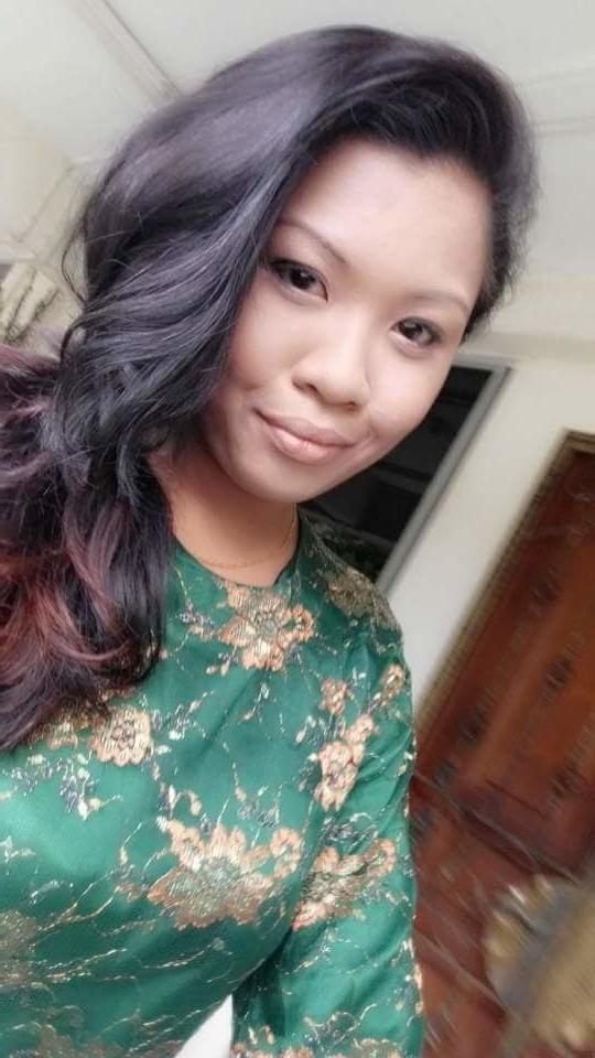 25P Singaporean malay milf