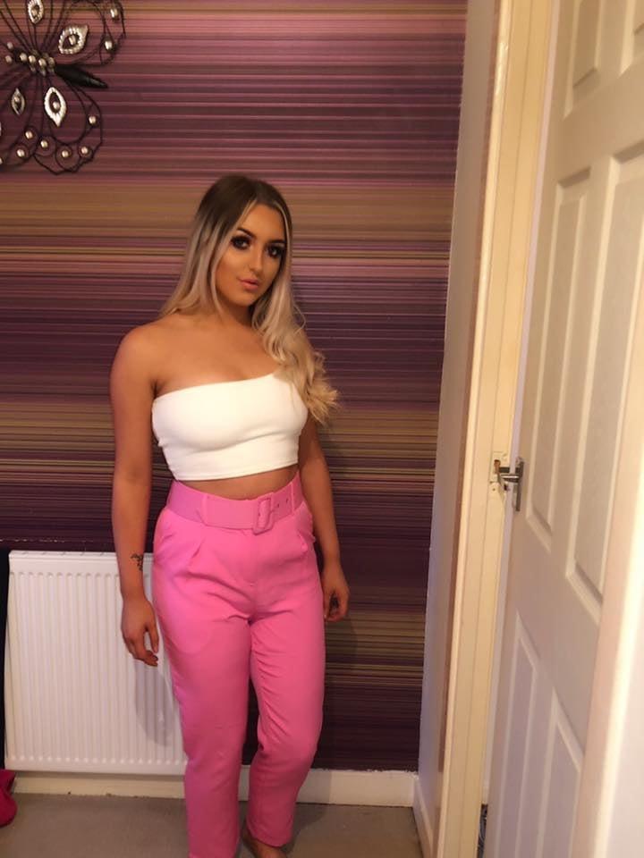 25P sexy stunning scottish babe Kelly