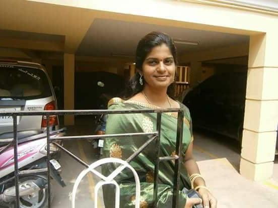 18P Tamil Hot Aunty