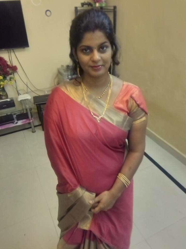18P Tamil Hot Aunty