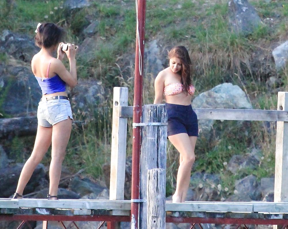 25P Beach Voyeur