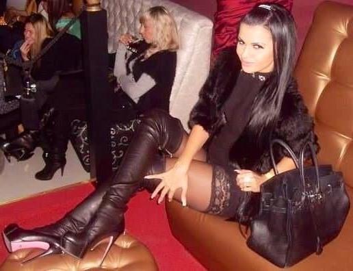 25P Sexy Crossed Legs #23