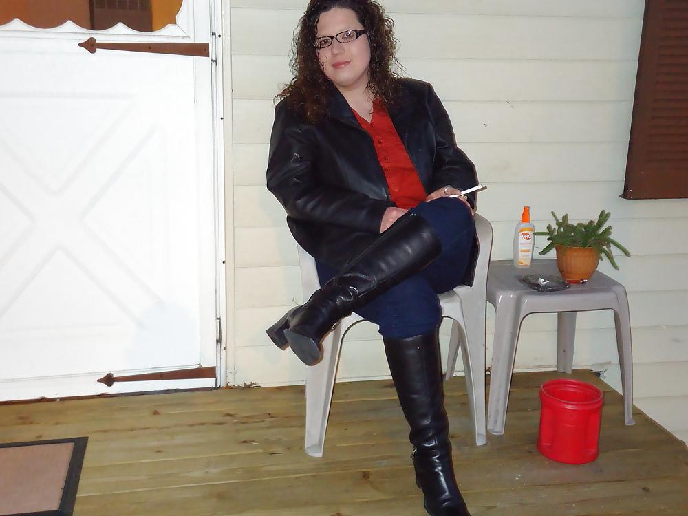 7P Leather Mistress