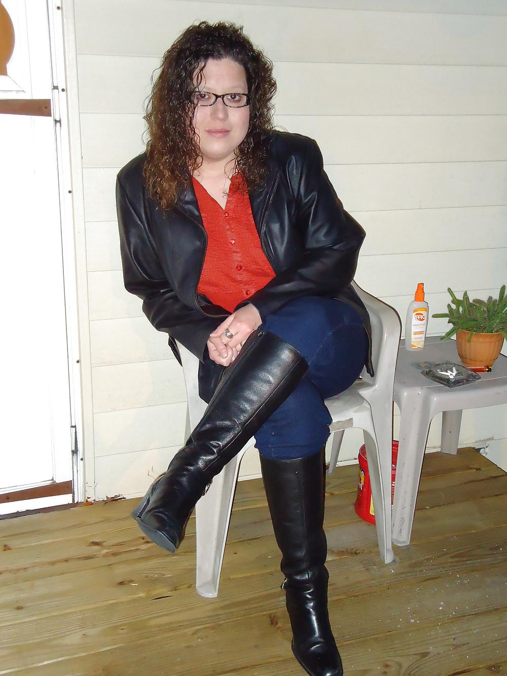 7P Leather Mistress