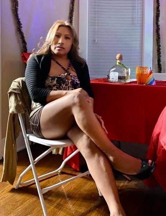 25P Sexy Crossed Legs #20