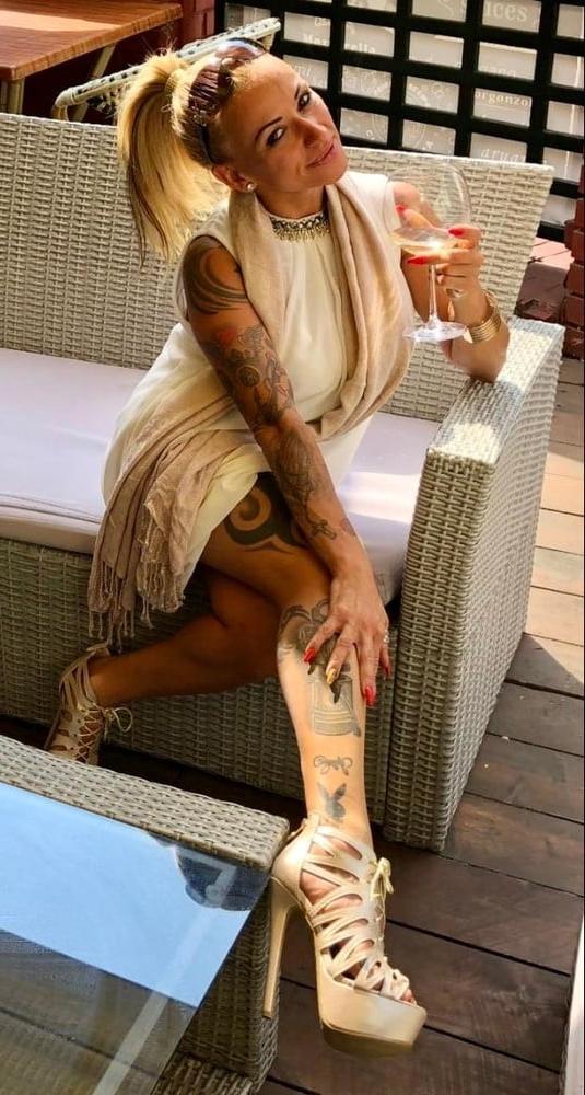 25P Sexy Crossed Legs #20