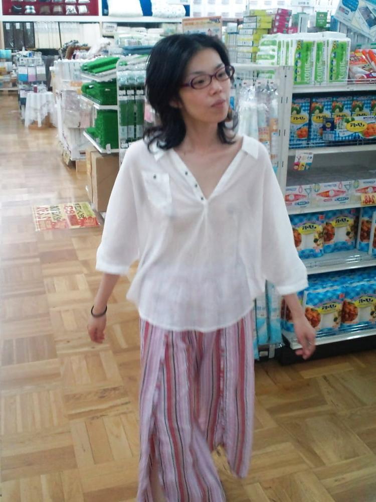 24P SEE THROUGH 11