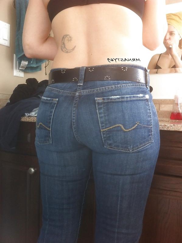 25P Gf's In Tight Pants