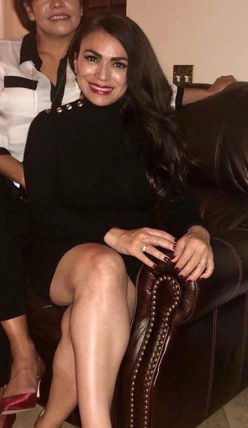 25P Sexy Crossed Legs #19