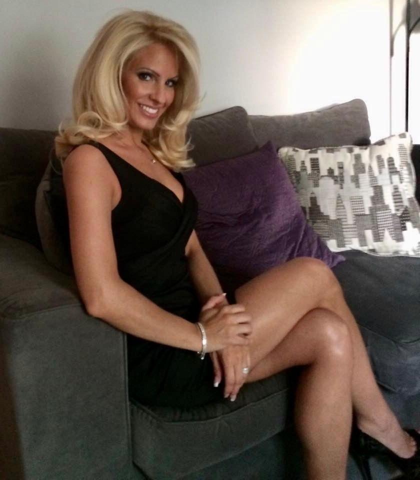 25P Sexy Crossed Legs #19