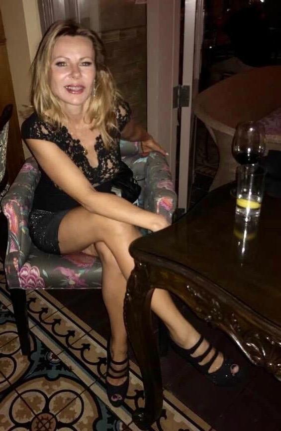 25P Sexy Crossed Legs #22