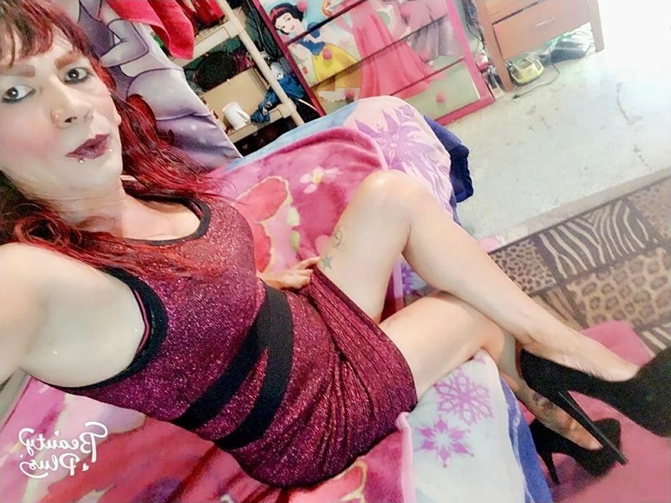 25P Sexy Crossed Legs #22