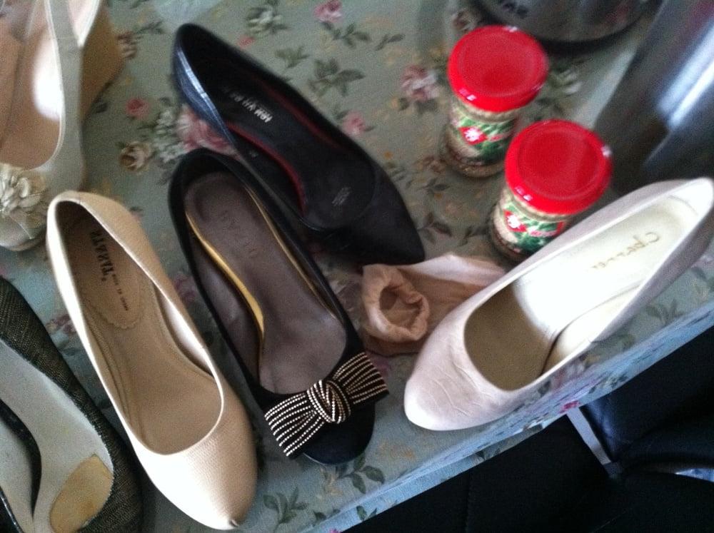 25P My wife's heels are fucked by my friends like a prostitute