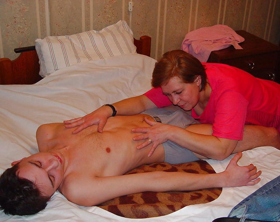 22P Matures loves to touch IV