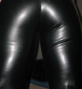 25P Leather ass 2