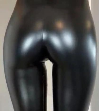 25P Leather ass 2