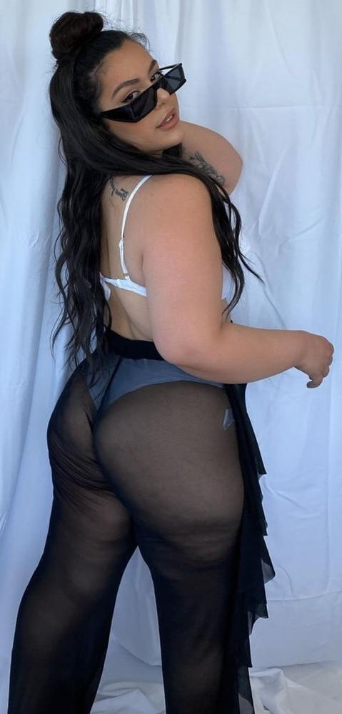25P Thongs and transparent pants