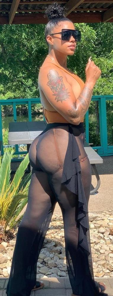 25P Thongs and transparent pants