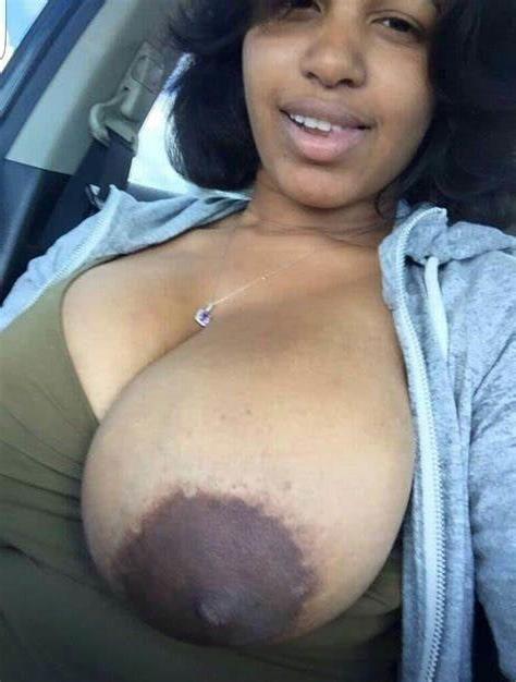 25P Sexy Hotties Flashing their Headlights 5