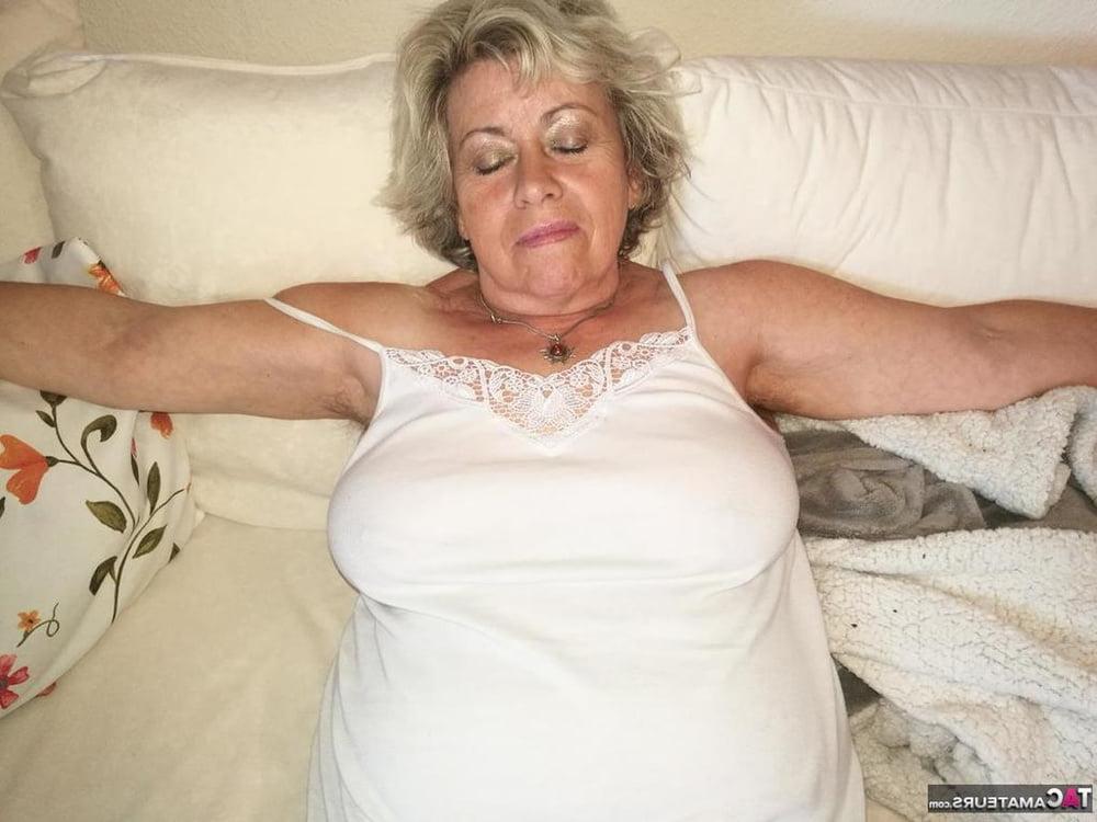 25P I love this MILF 553