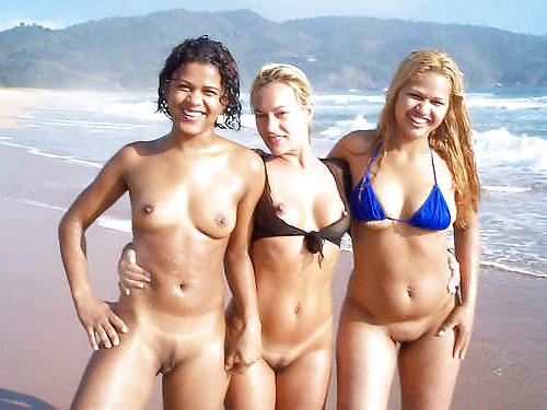 7P Exhibitionist  beach brazil