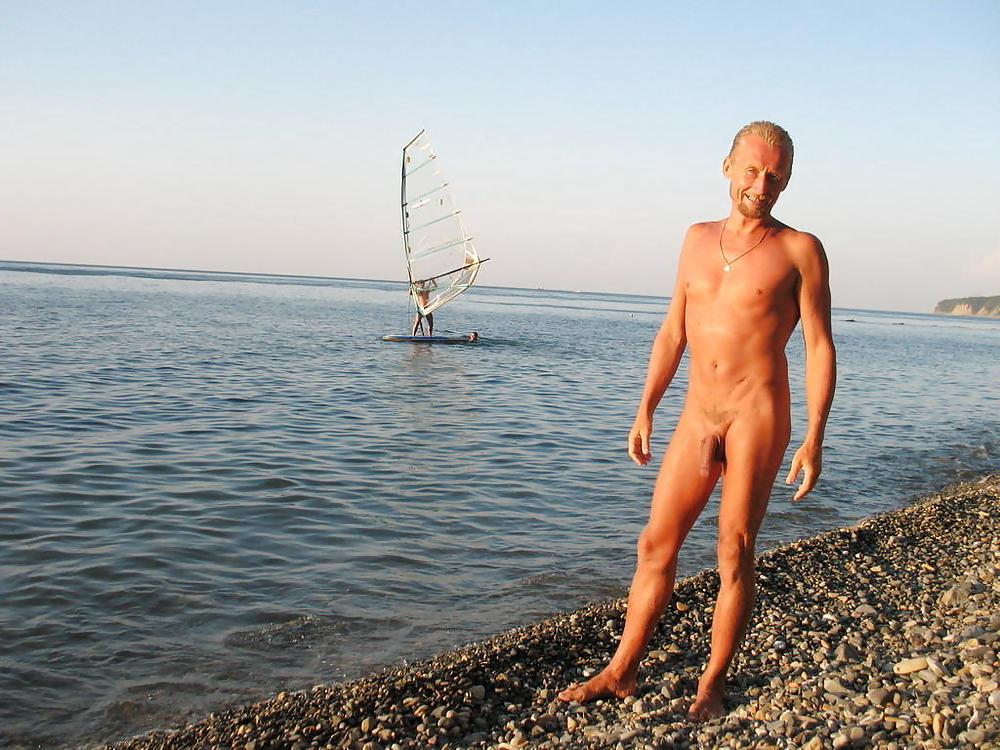 25P Nudist Beach Fun