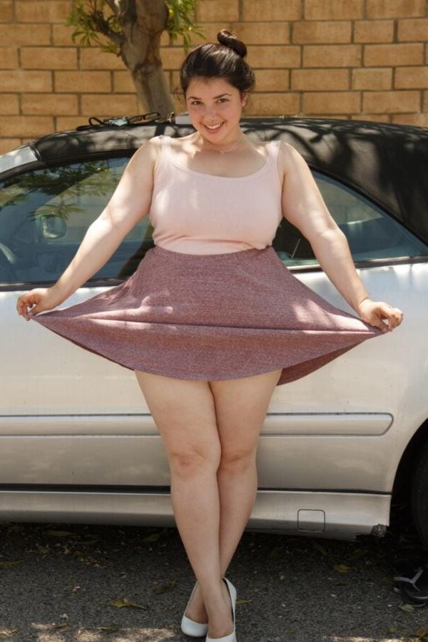 15P Bbw mix 1212 (Dressed young women)
