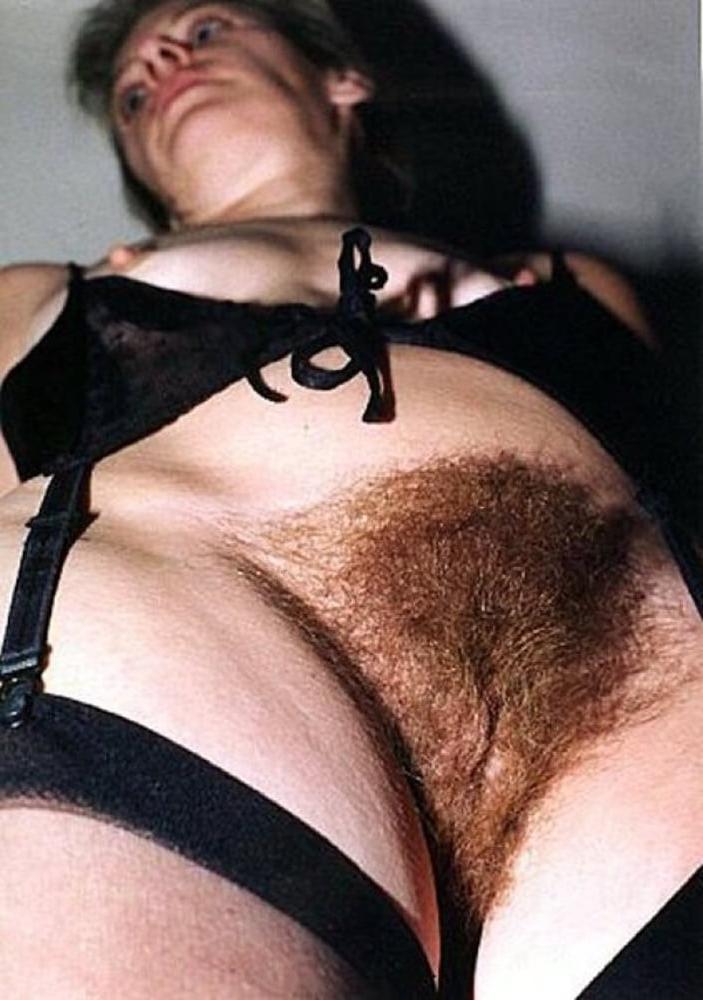 25P OLDER HAIRY WOMEN 80