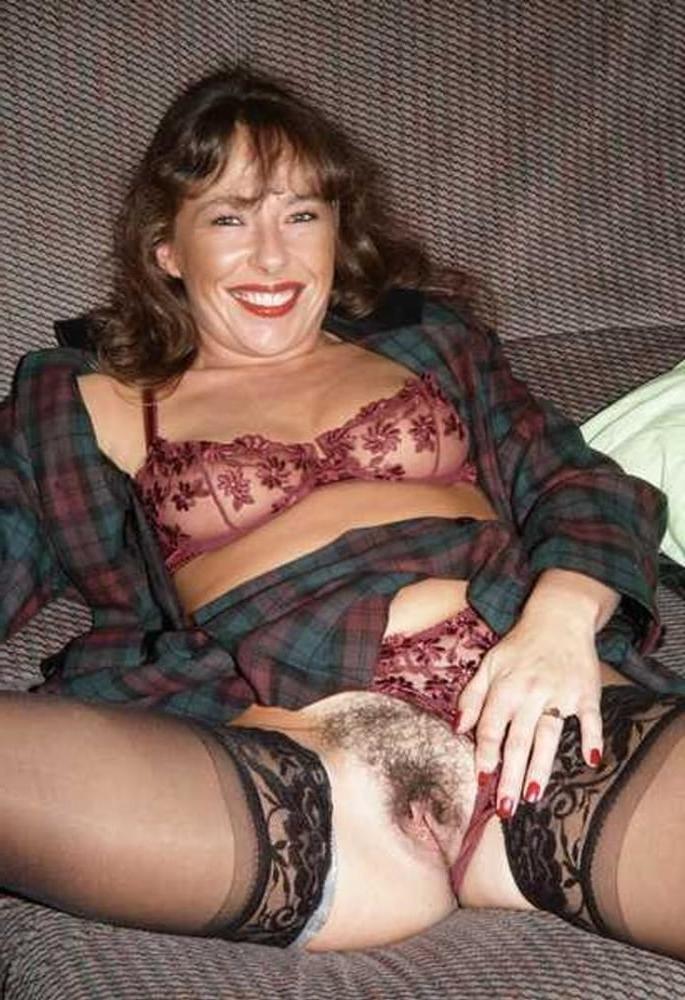 25P OLDER HAIRY WOMEN 80