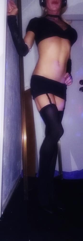 23P Lovely Legs