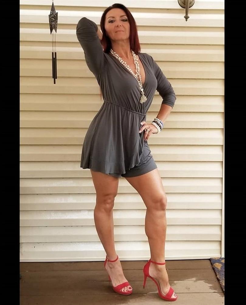 25P Tundefit  fitness mom  55 years very sexy