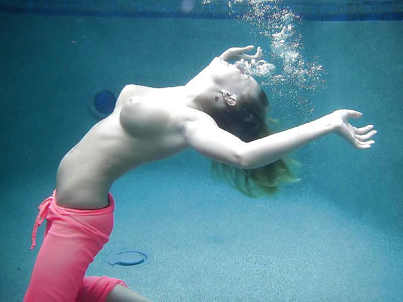 20P Water Flash