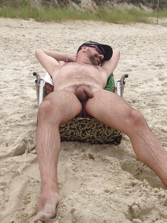 25P Hairy pussy 31