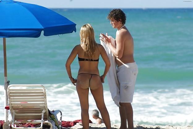 25P Beautiful Asses On The Beach 2 by Voyeur TROC