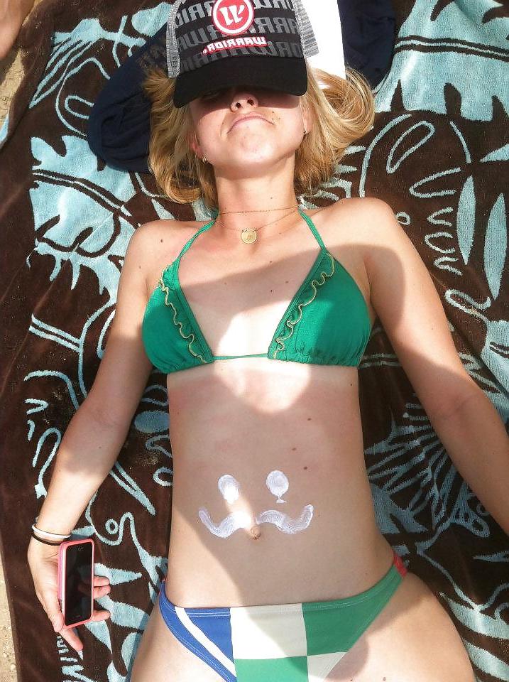 16P Boston University Girls on the Beach
