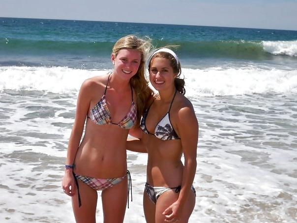 16P Boston University Girls on the Beach
