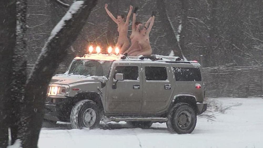 25P Flashing Through the Snow 2