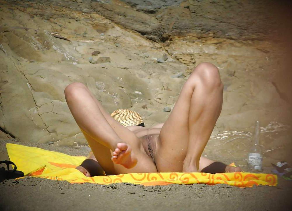 25P Life's a beach