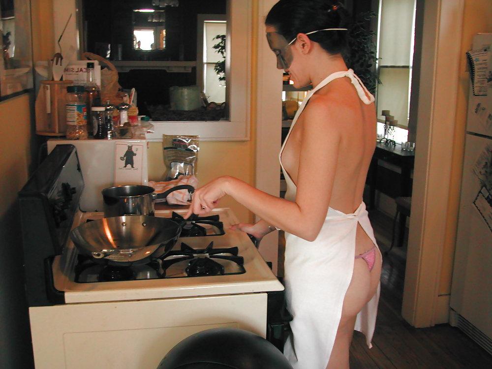 25P Domestic Hairy Wife Cooks in Thong