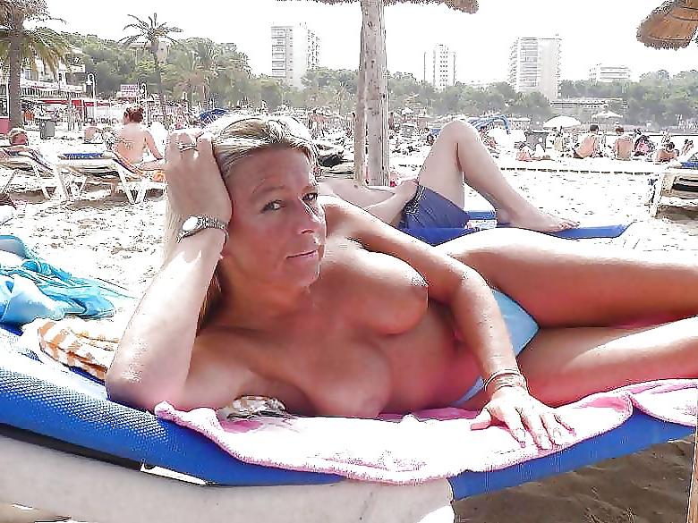 25P Milf mature cz 12