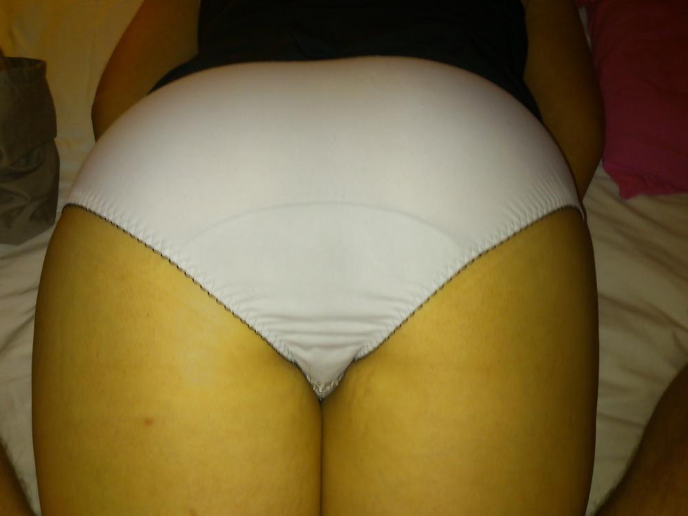 7P Panties and hairy pussy