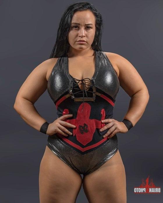 25P Wrestling Chicks 3