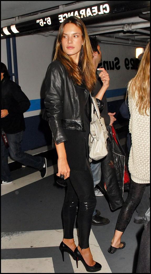 10P Alessandra in leather 