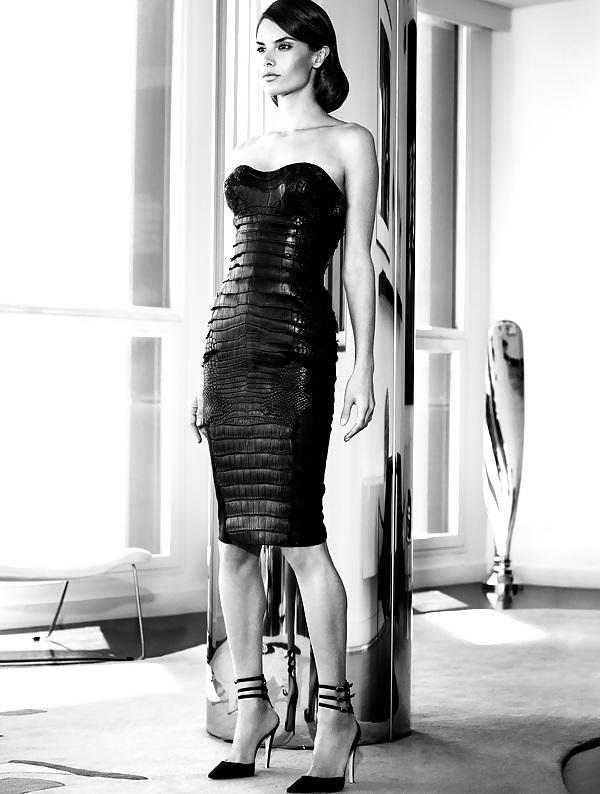 10P Alessandra in leather 