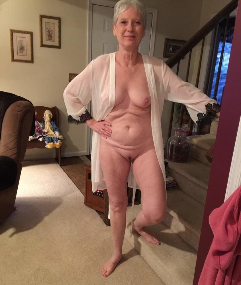 25P Only Hot Grannies And Matures In Solo Mix #24 - GregRotten