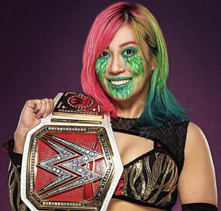 25P Wrestling chicks
