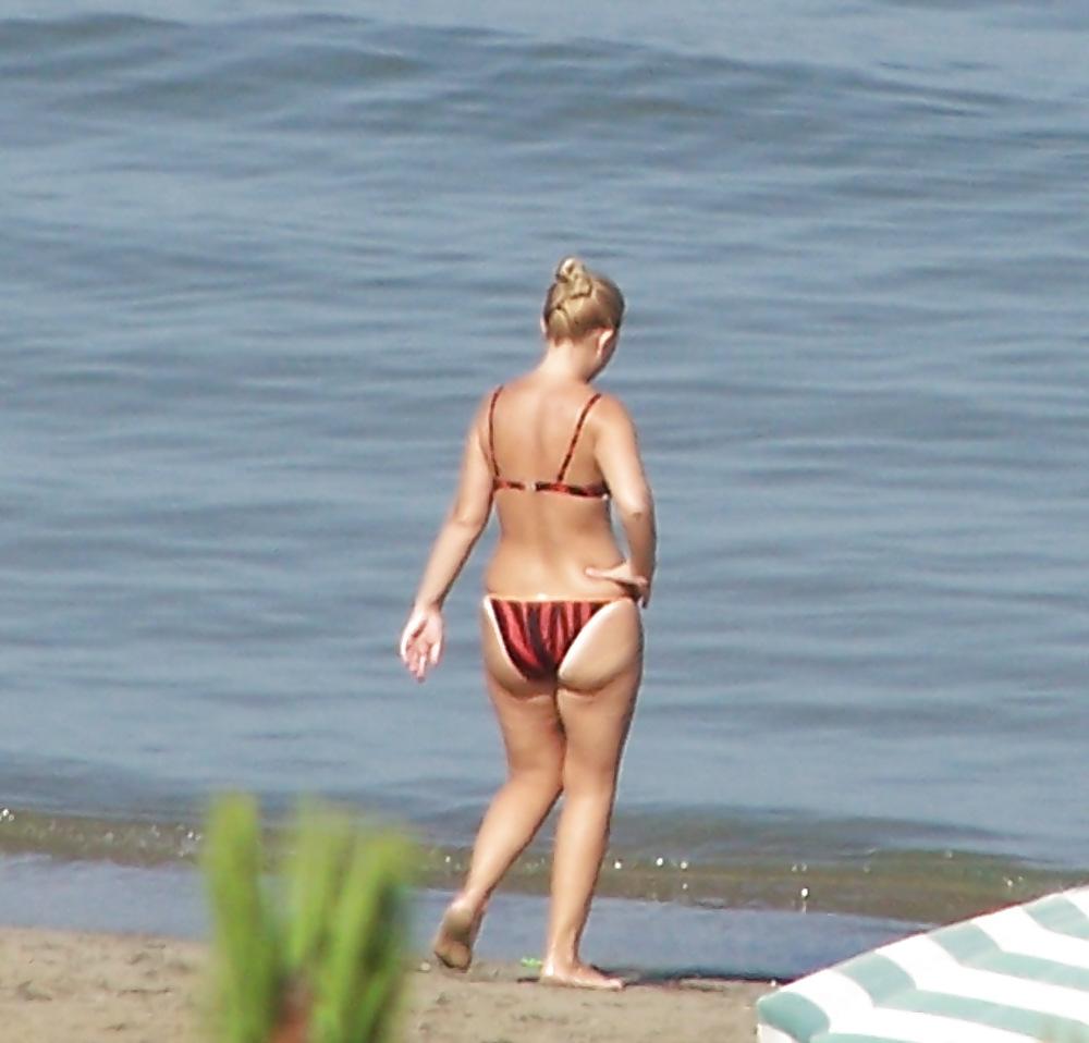 25P In the beach